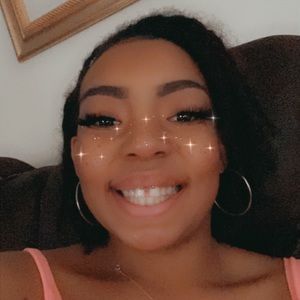 Meet your Posher, Miahtay